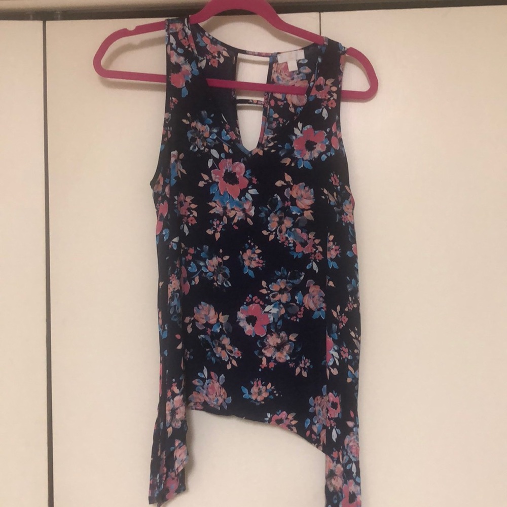 Charming Charlie Women’s Top Size Large